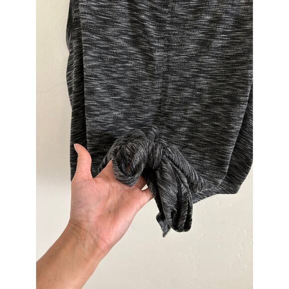 Zyia Top Women's Large Infinity Tank Gray Black Split Tie Front Cropped - Picture 3 of 8